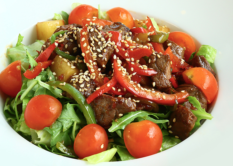 Steak Salad by Circle Cafe - Healthy Dinner in Abu Dhabi